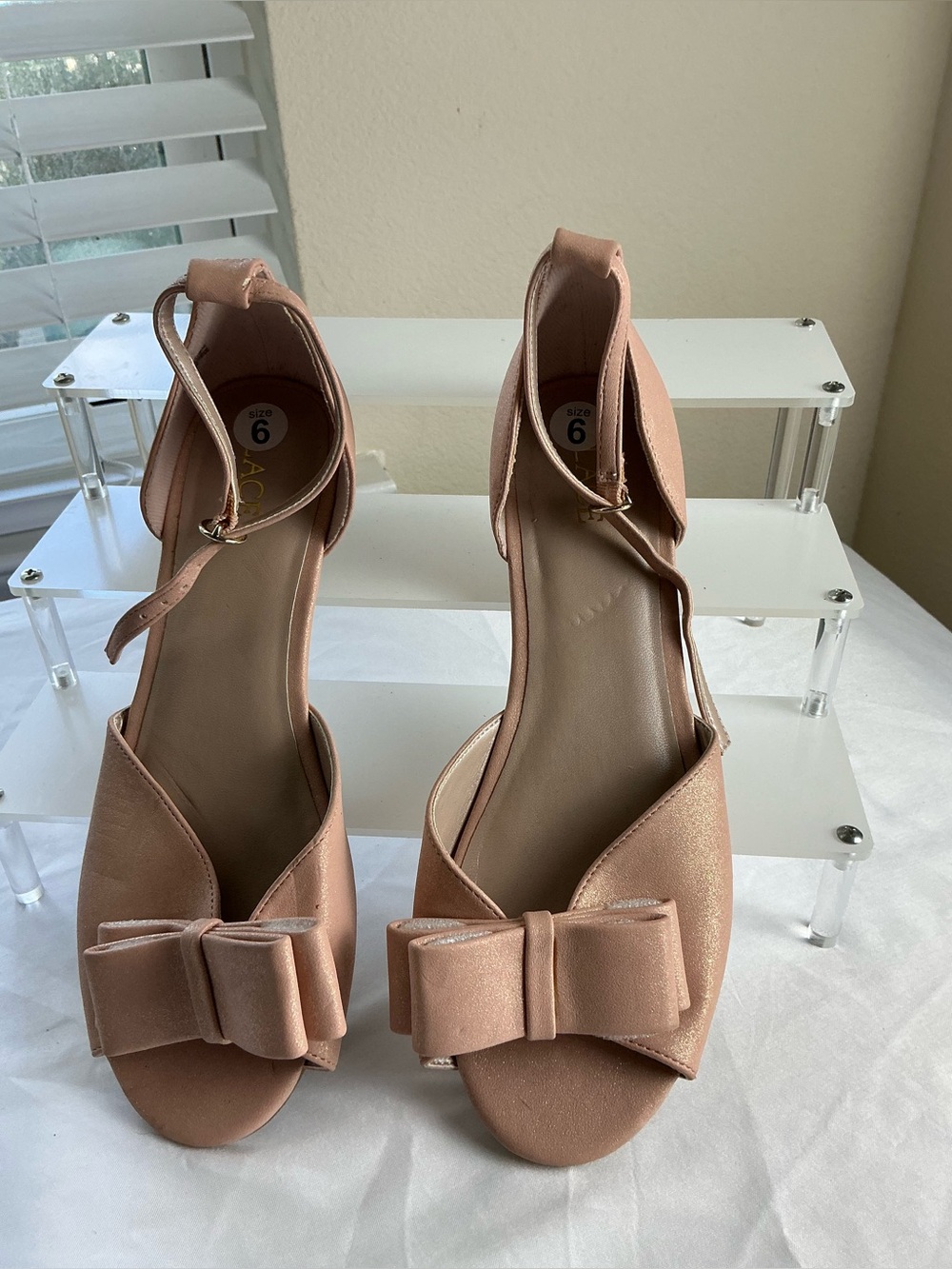 Girl’s Ankle-Strap Bow Peep-Toe Heels in Blush size 6